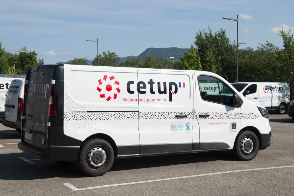 transport routier en France,secteur transport routier France,entreprise de transport en France,marché du transport routier,fragmentation du secteur transport,transport domestique France,souveraineté logistique,entreprise de transport structurée,conformité transport routier,responsabilité du donneur d’ordre,devoir de vigilance transport,flotte en propre,transport dédié sécurisé,partenaire transport fiable